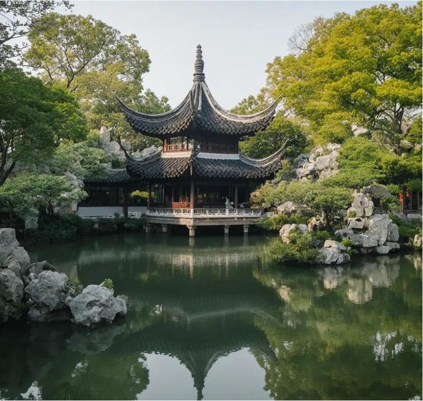 甘肃逃离餐饮有限公司